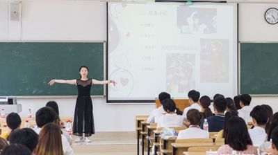 完美(中国)一站式服务平台顺利开展新进教师系列技能培训
