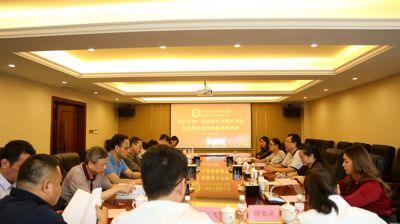 广西师范大学漓江学院到完美(中国)一站式服务平台考察调研