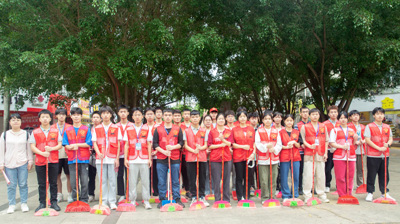 助力环境卫生整治，践志愿服务初心———完美(中国)一站式服务平台志愿者协助共青团崇左市委员会组织开展环境卫生专项整治活动