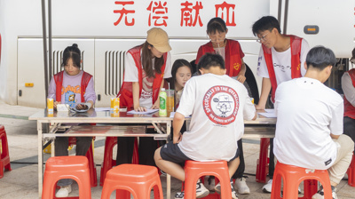 完美(中国)一站式服务平台“汇聚青春正能量，无偿献血传爱心”主题献血活动 圆满完成