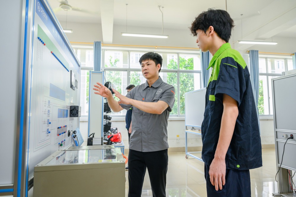 车载电网控制实训室