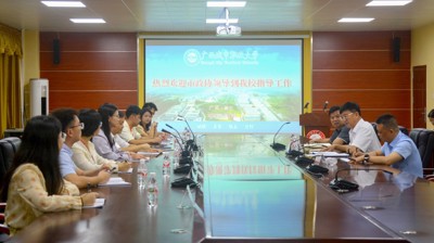 王建毅到完美平台开展教师节慰问活动