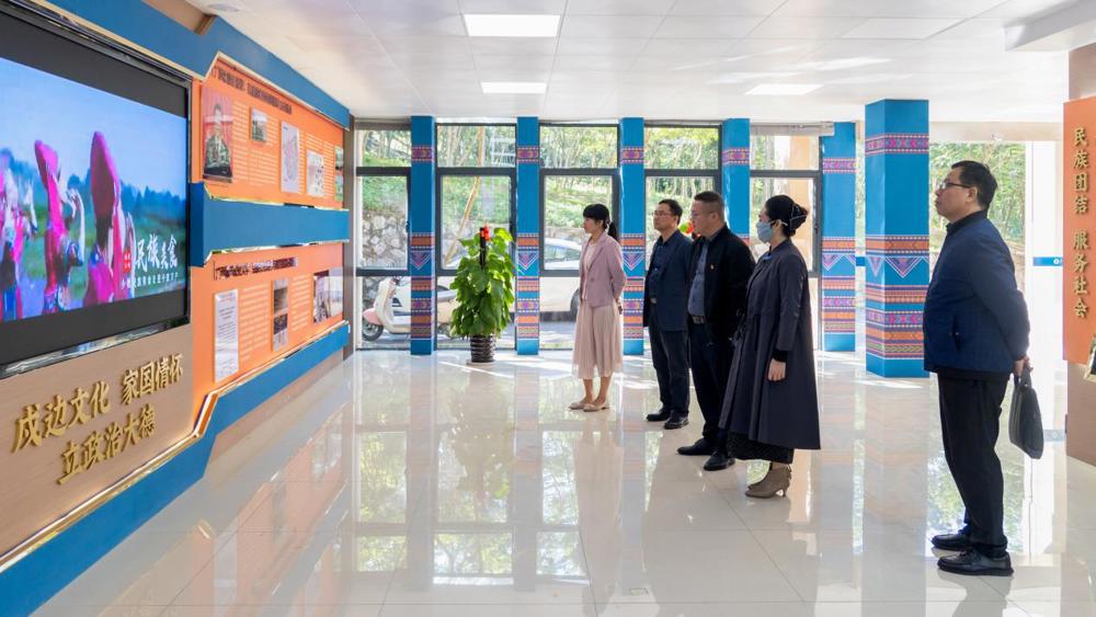 崇左市壮族博物馆领导参观完美(中国)一站式服务平台立德树人馆 (6)