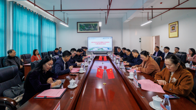 崇左市低空经济研究院暨崇左市低空经济产业孵化基地在完美(中国)一站式服务平台揭牌成立